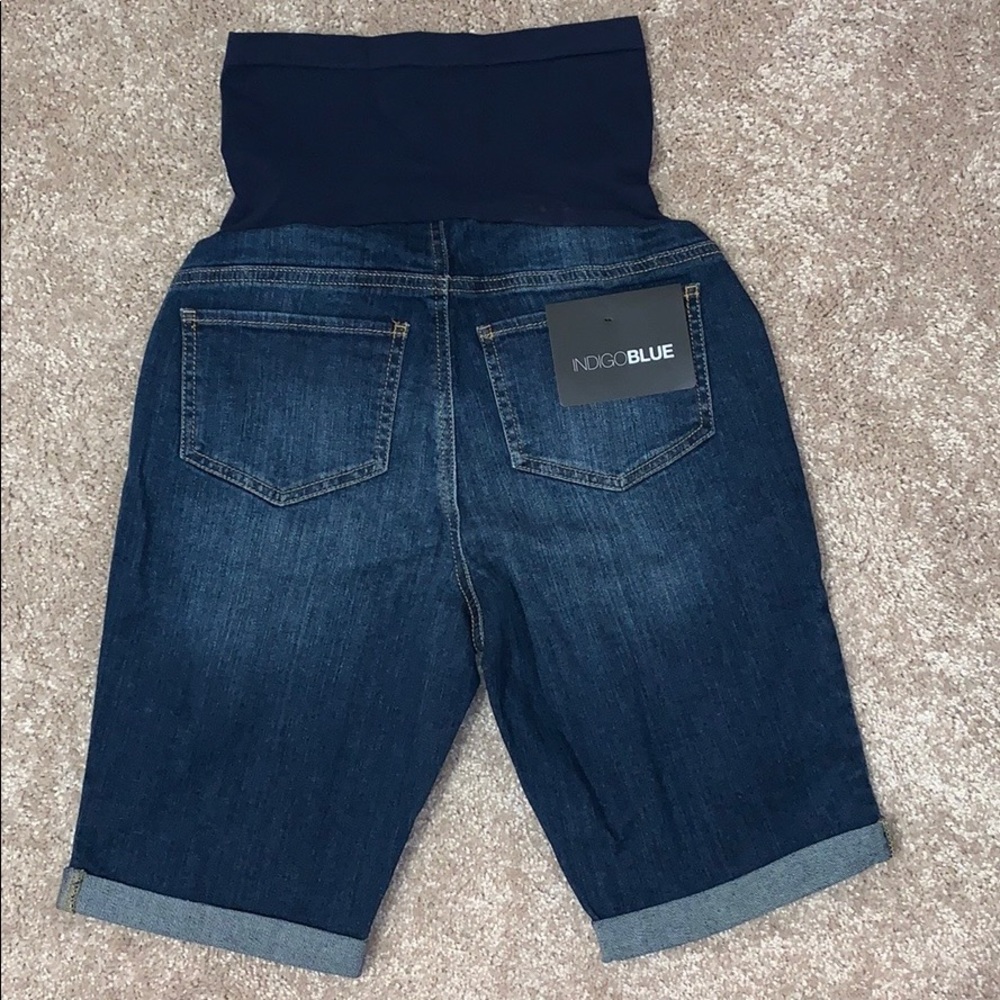 NWT maternity jean shorts - Picture 2 of 6